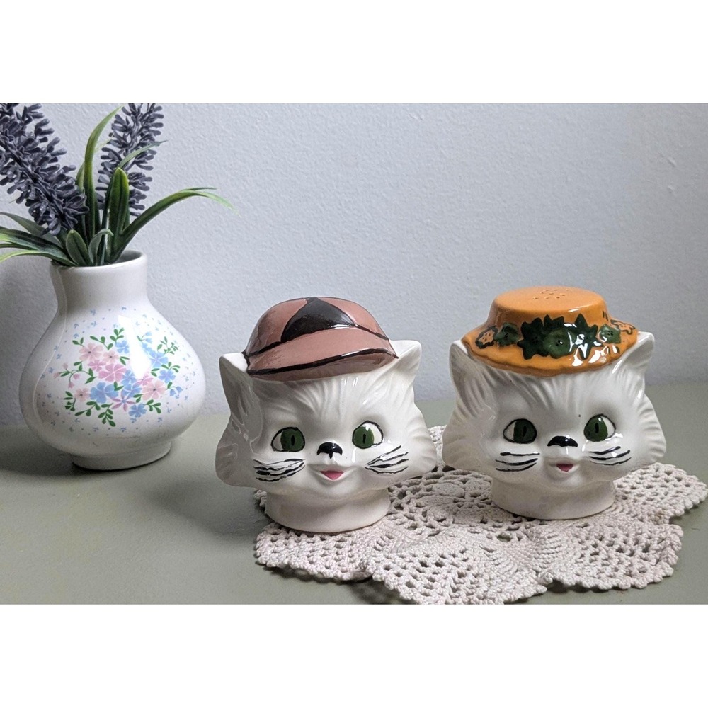 Rare Vintage White Cat Salt & Pepper Shakers With Hats – Mid Century Kitsch